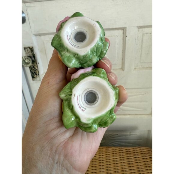 Vintage 60's Royal Albert Old Country Roses Salt and pepper Shakers Butterfly - Picture 4 of 6